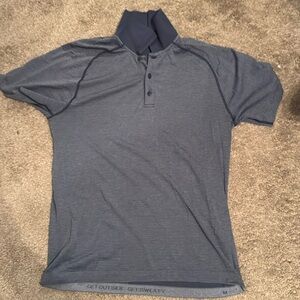 Men’s Medium Lululemon golf shirt